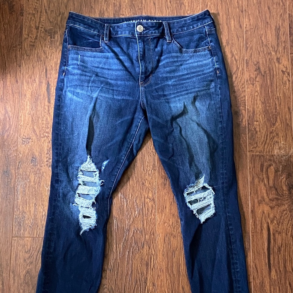 American eagle ripped jeans